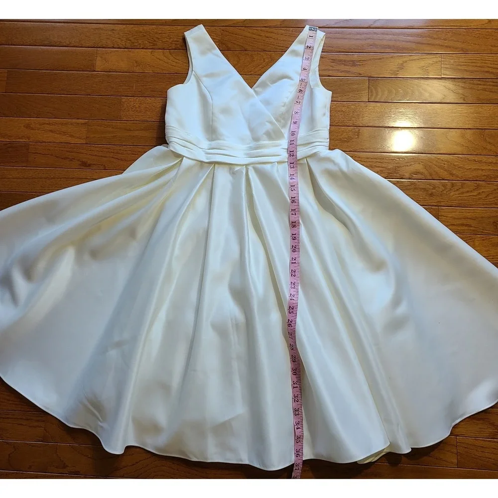 Youth Ivory Ball Gown by David's Bridal Ivory/Champagne‎ Sz. 14 Flower Girl - Picture 8 of 11